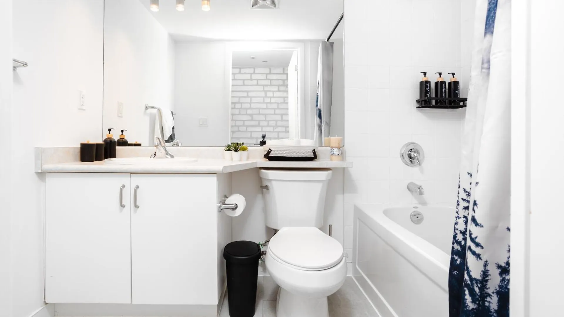 Downtown Cozy 1Br Condo- Steps From Lake & King Street Toronto Appartamento